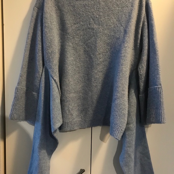 Sweater - Picture 3 of 5